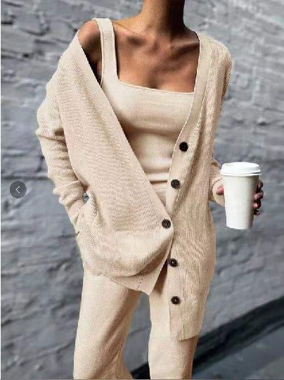 Nella Solid color knitted jacket three piece set
