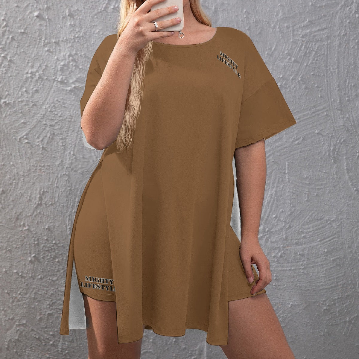 ML Minimalist Brown Neutral Women's Drop-Shoulder T-Shirt with Side Split and Shorts (Plus Size)