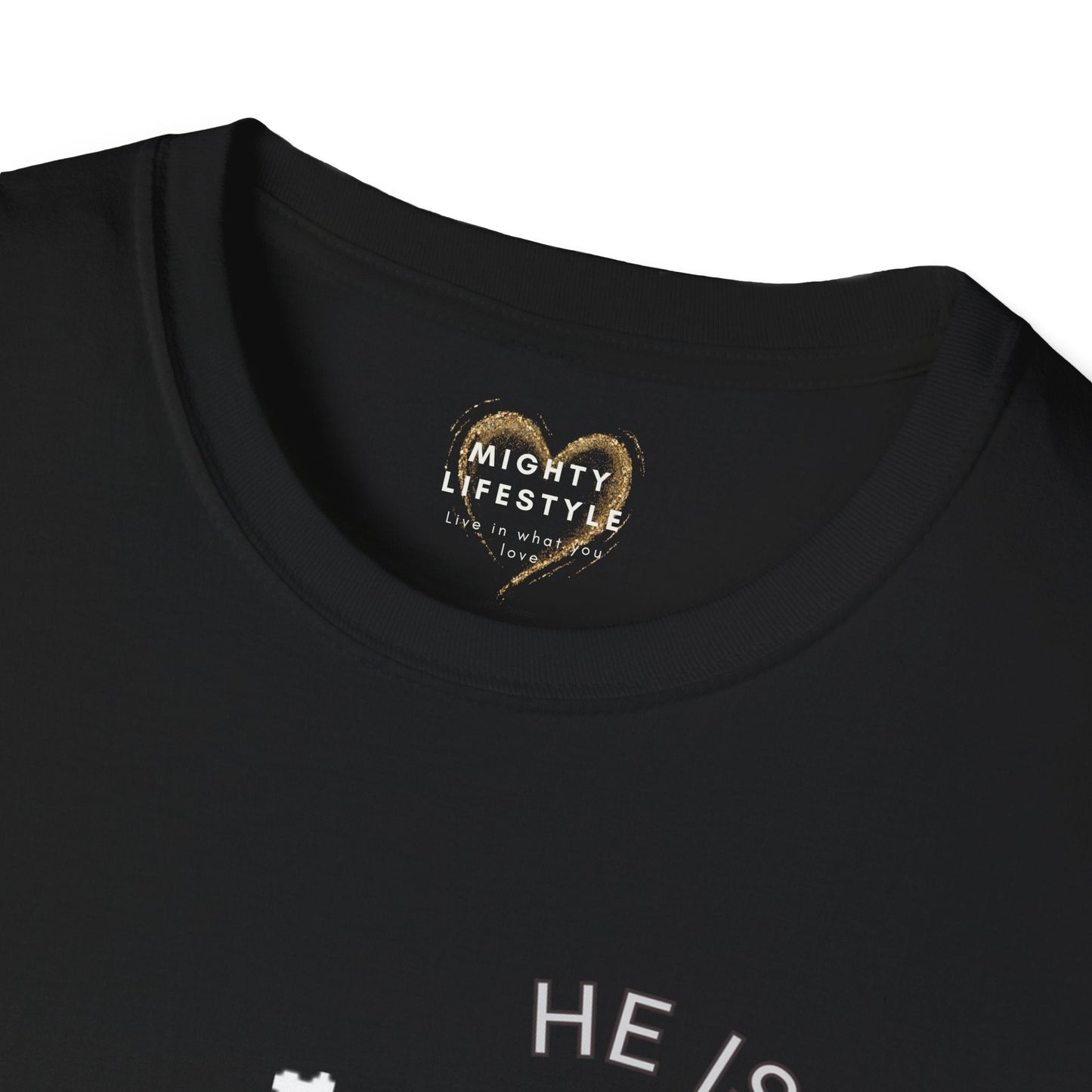 Husband He is still with me, Husband IN HEAVEN, Shirt for surviving family members, Shirt to remember, Shirt to honor husband - Mighty Lifestyle