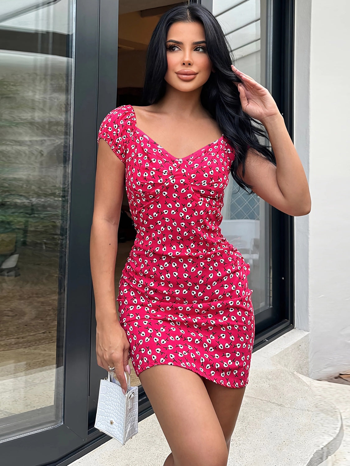 Sienna Slamming Printed V-Neck Short Sleeve Mini Dress