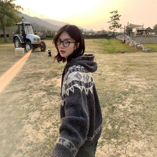 Single-breasted Horn Button Hooded Fair Isle Knit Sweater Men Autumn Winter Vintage Lazy Thick Warm Knit Coat