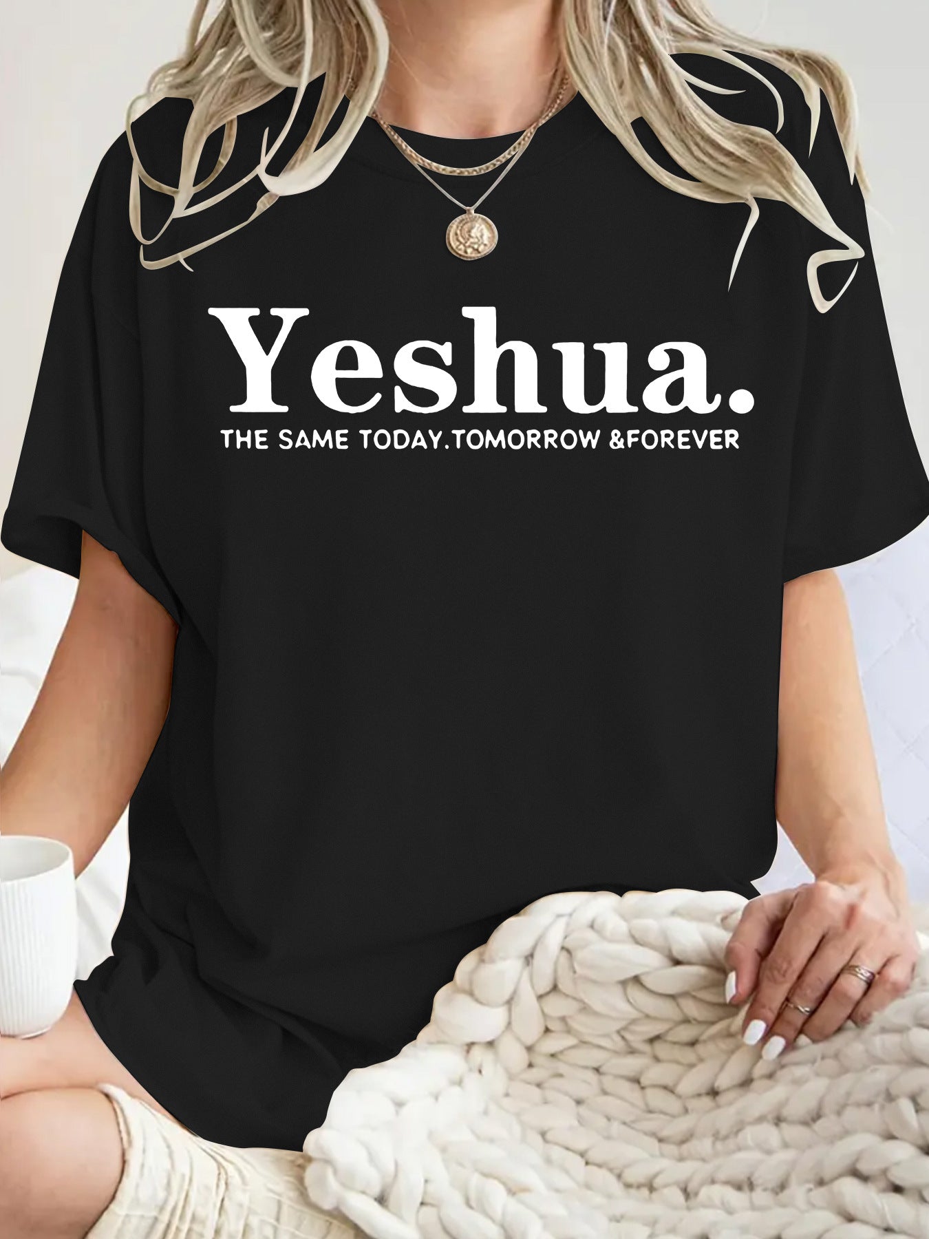 Short sleeved Yeshua print