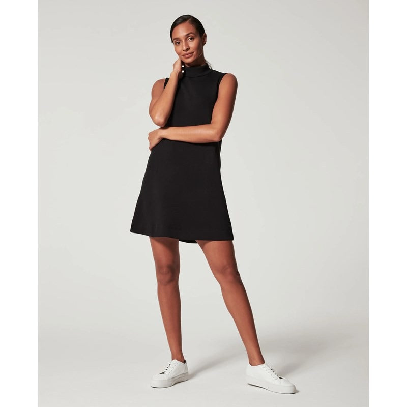 Mighty Lifestyle All-match round neck pullover sleeveless dress slim short skirt Minimalist Dress