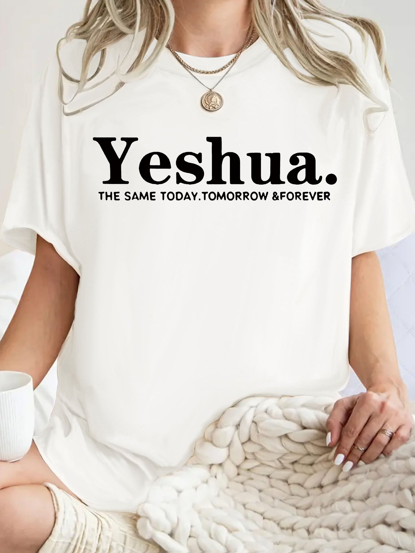 Short sleeved Yeshua print