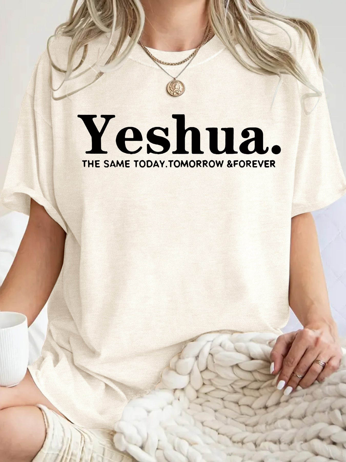 Short sleeved Yeshua print