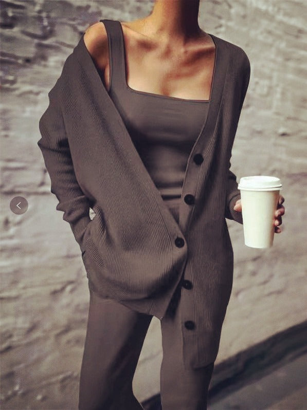 Nella Solid color knitted jacket three piece set