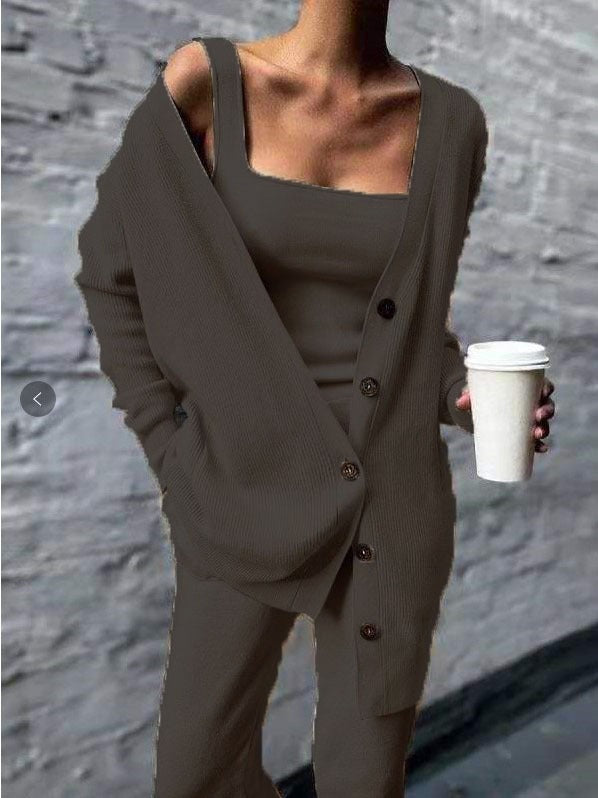 Nella Solid color knitted jacket three piece set